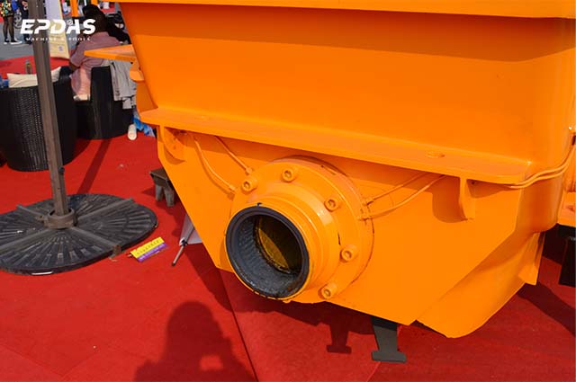 motor concrete mixer with pump