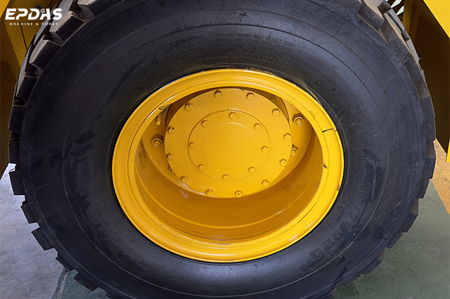 Self-loading Concrete Mixer