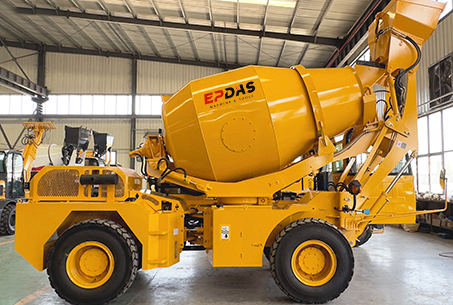 Self Loading Concrete Mixer Truck