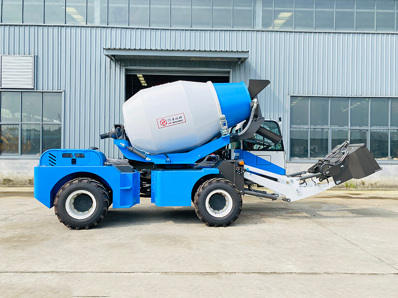 Self-loading Concrete Mixer