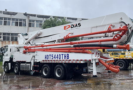 Concrete Boom Pump