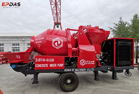 Self-Loading Concrete Mixer With Pump