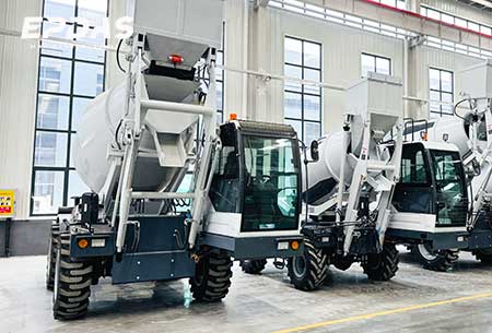 Self Loading Concrete Mixer