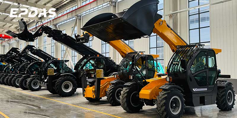 Telescopic forklift